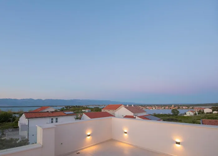 Tinka Villa Nin