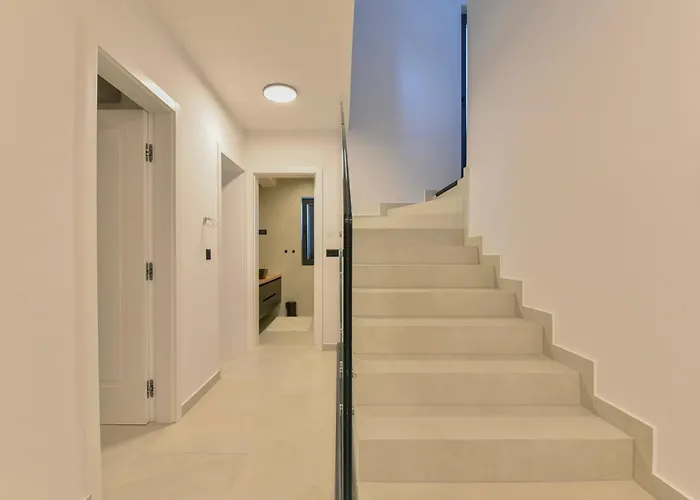 Tinka Villa